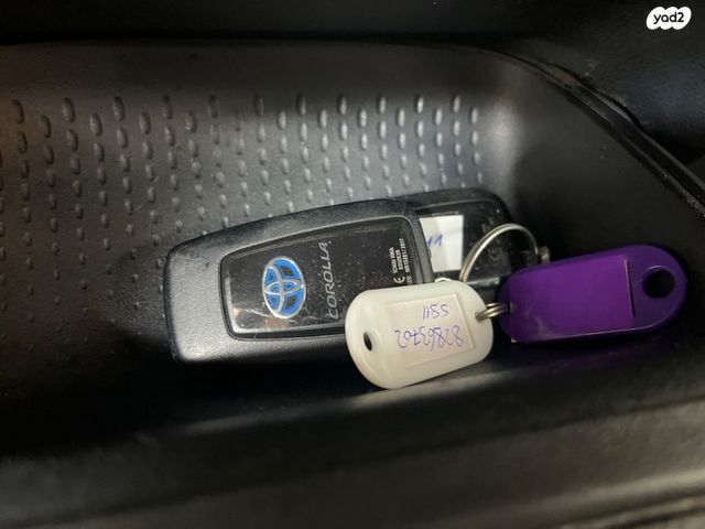 טויוטה קורולה