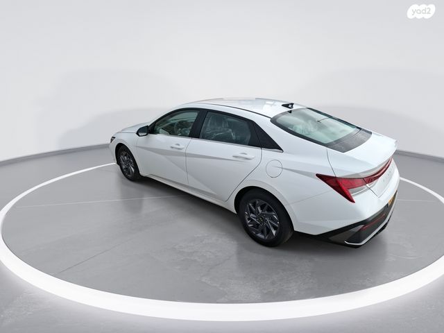 יונדאי אלנטרה