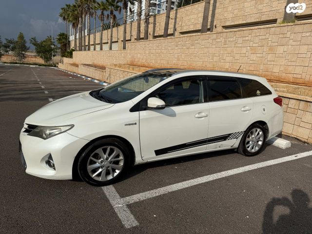 מודעת רכב טויוטה אוריס