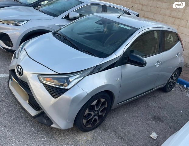 מודעת רכב טויוטה אייגו