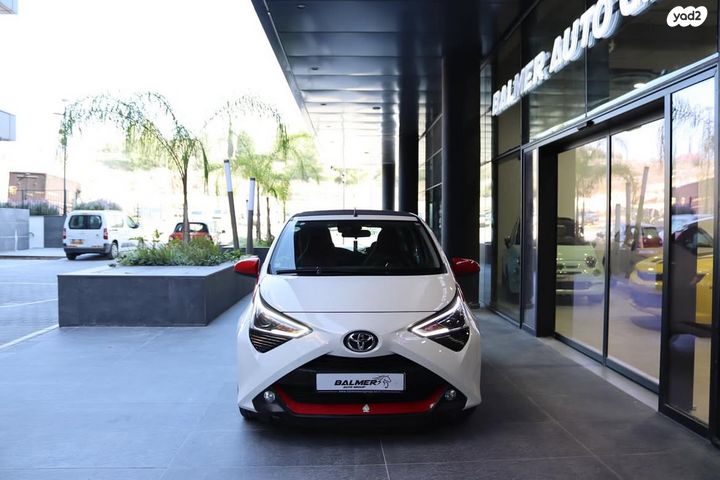 טויוטה אייגו