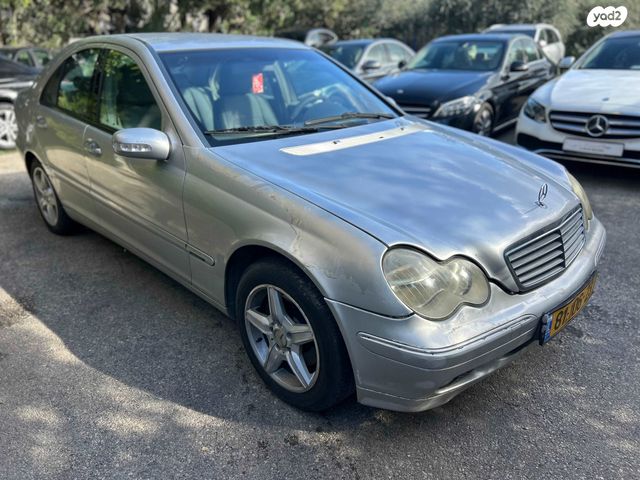 מודעת רכב מרצדס-בנץ C-class