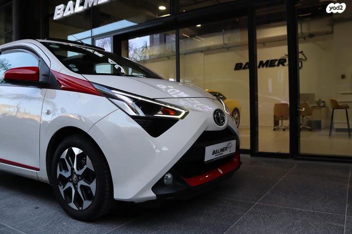 טויוטה אייגו