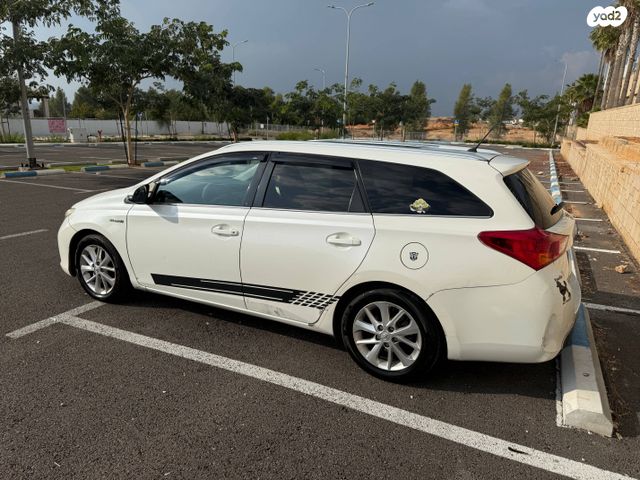 טויוטה אוריס