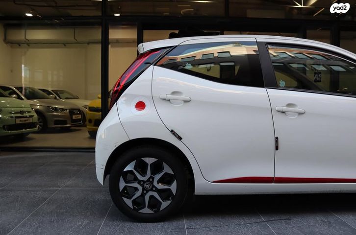 טויוטה אייגו