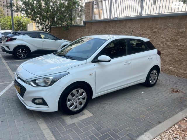 מודעת רכב יונדאי i20