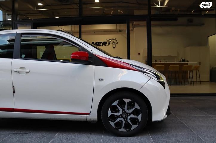 טויוטה אייגו