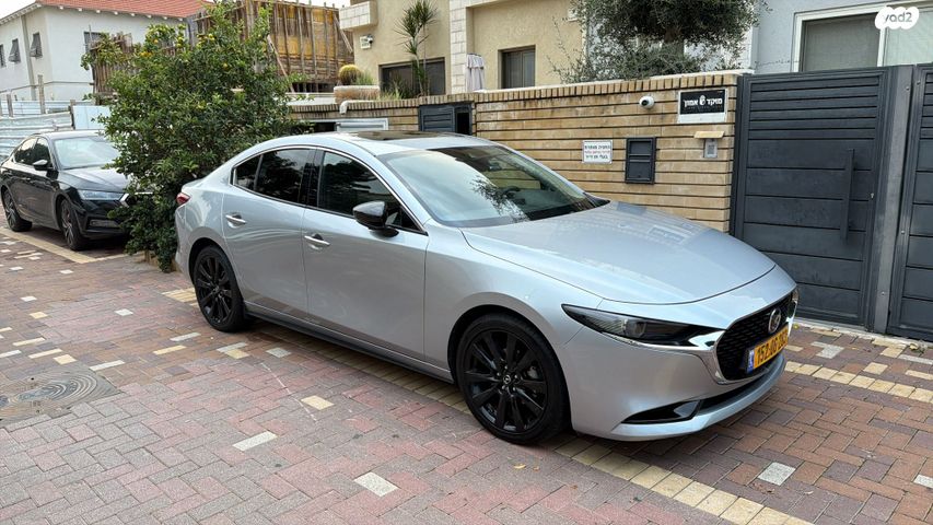 מודעת רכב מאזדה 3
