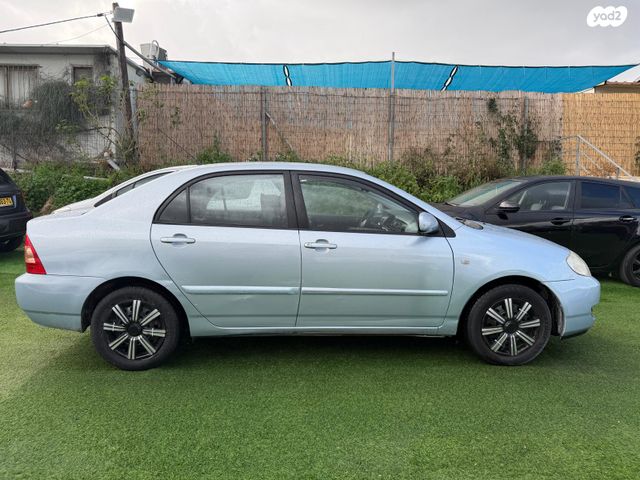 טויוטה קורולה