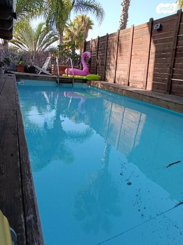 בית פרטי/ קוטג', מצדה 12, נאות המכבים, גן יבנה