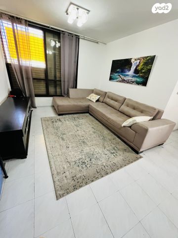 שדרות גולדה מאיר 31