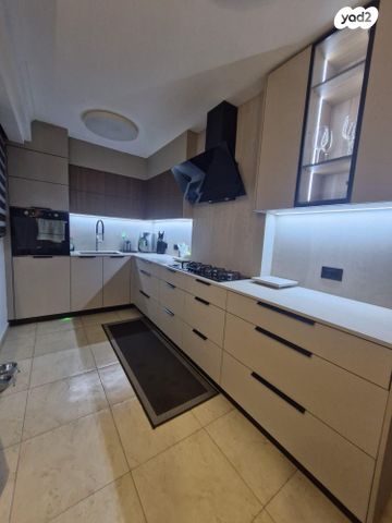 קדושי קהיר 34