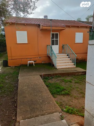 בית פרטי/ קוטג', בר אילן 11, בבא סאלי, נתיבות