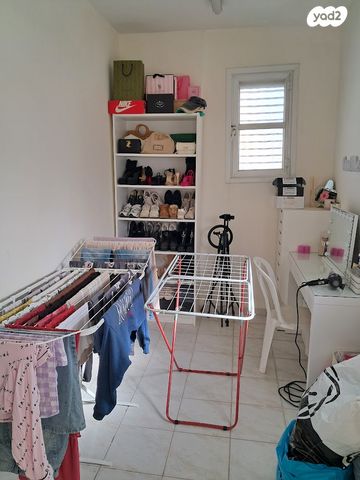 דירה, ירושלים 70, לב העיר, בת ים