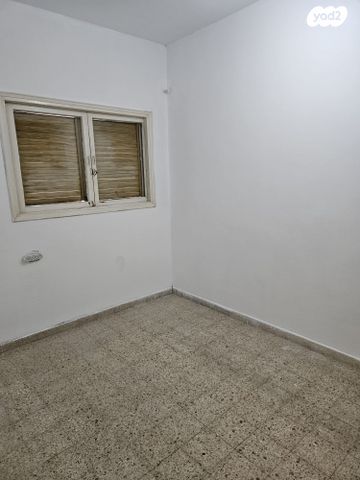 דירה, המעפילים 21, ניצנה, בת ים