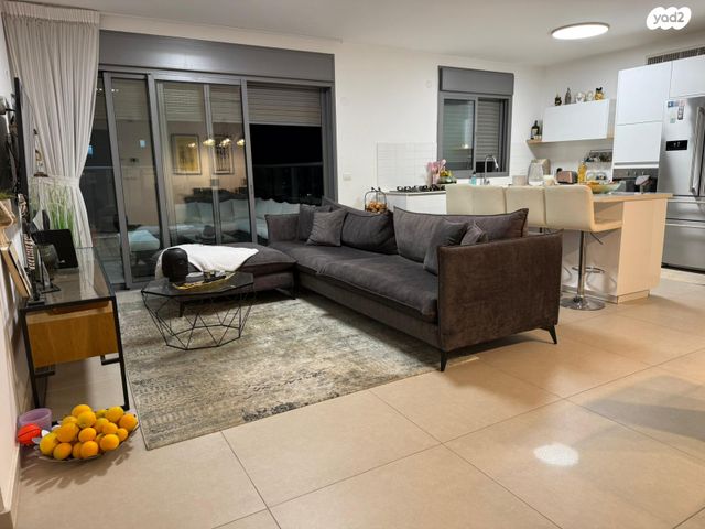 דירה, אהבת אדם 79, שרונה, כפר יונה