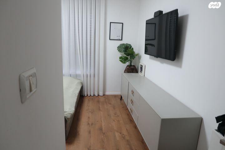 דירה, דרך בן גוריון 3, אבן גבירול, רחובות