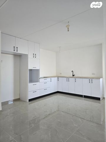 בית פרטי/ קוטג', גולדה מאיר 1, קרית ים ד', קרית ים