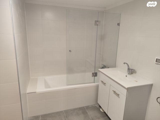 דירה, נאוה סמל 10, צומת סביון, קרית אונו