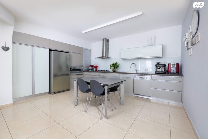 דירה, שדרות האלונים 1, פארק המושבה, באר יעקב