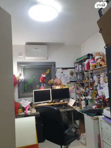 דירה, פרופ' אפרים קציר 21, רחובות המדע, רחובות