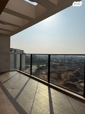 דירה, לאה גולדברג 14, צפון נס ציונה, נס ציונה