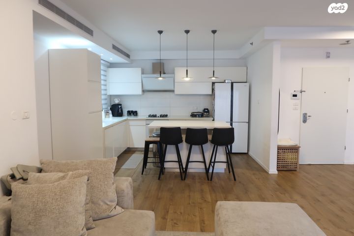 דירה, דרך בן גוריון 3, אבן גבירול, רחובות