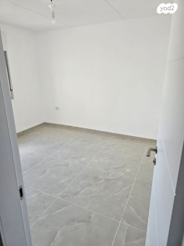 בית פרטי/ קוטג', גולדה מאיר 1, קרית ים ד', קרית ים