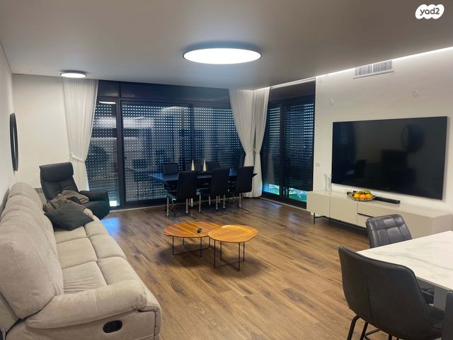 דירה, יעקב טהון 13, קרית היובל, ירושלים