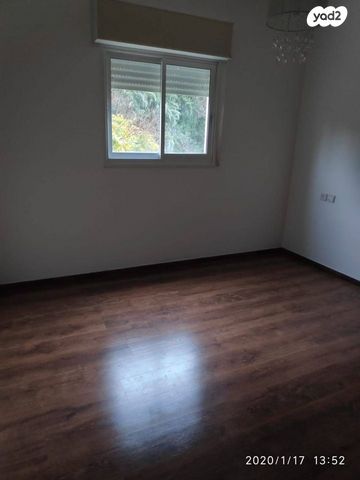 דירה, המעפילים 11, גבעת נשר, נשר