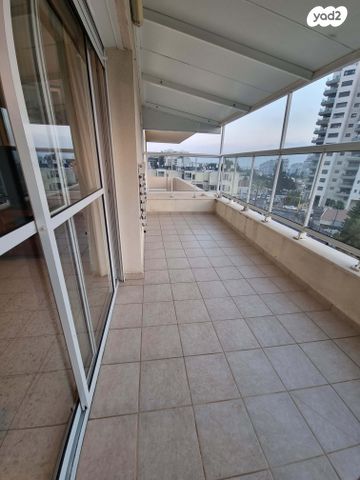 דירה, עין שמש 25, נוף סביון, גני תקווה