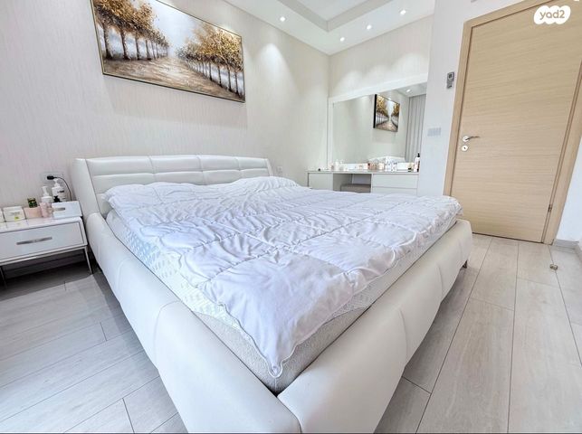 דו משפחתי, בית"ר 9, גבעת הרקפות, גבעת תל חי, קרית אתא