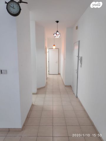 דירה, המעפילים 11, גבעת נשר, נשר