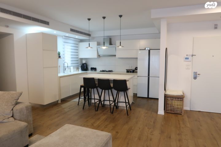 דירה, דרך בן גוריון 3, אבן גבירול, רחובות