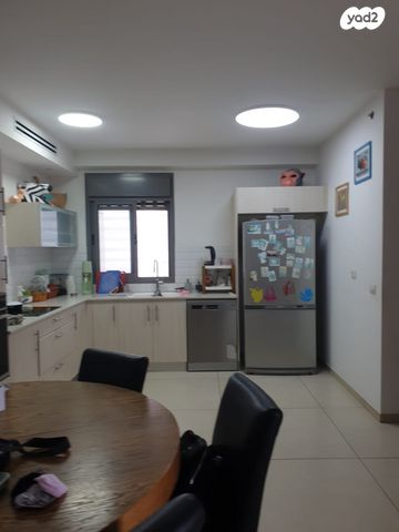 דירה, פרופ' אפרים קציר 21, רחובות המדע, רחובות