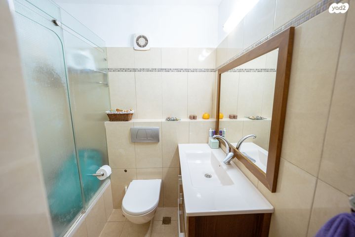 בית פרטי/ קוטג', משה רחמילביץ' 48, פסגת זאב, ירושלים