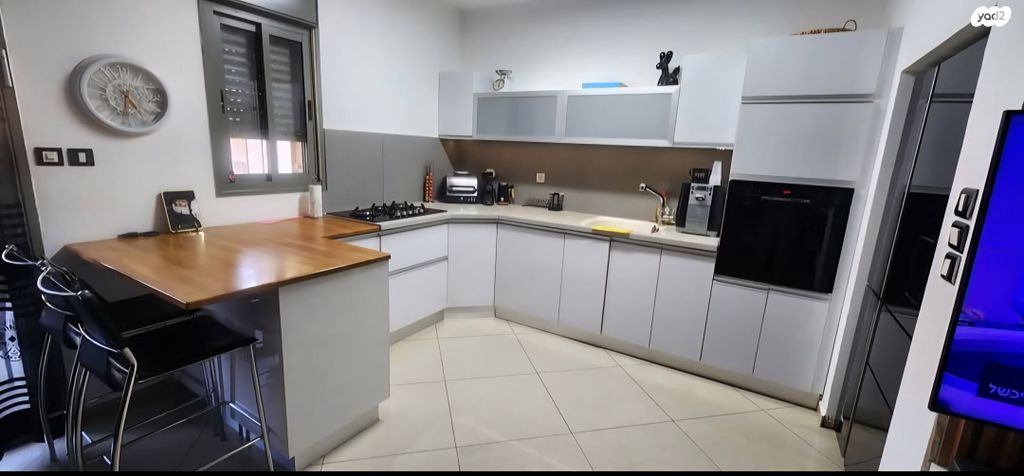 דירת גן, שרה אמנו 17, האבות, שחמון, רובע 10, אילת