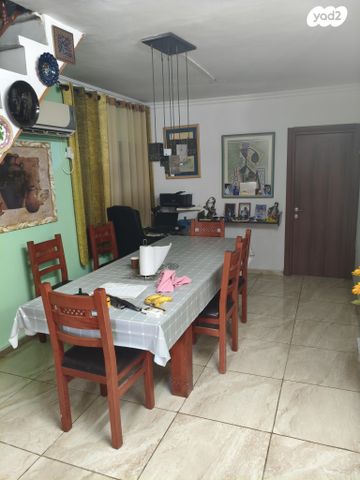 דירה, מלחמת ששת הימים 46, כהן, טירת כרמל