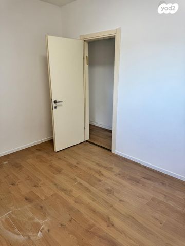 דירה, לסקוב 15, בן גוריון, חולון