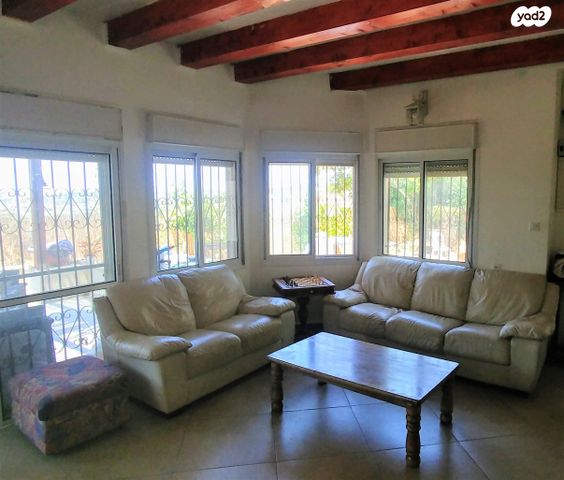 בית פרטי/ קוטג', אדרת