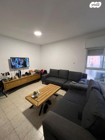 דירה, שדרות דוד המלך 496, אורות, אור עקיבא