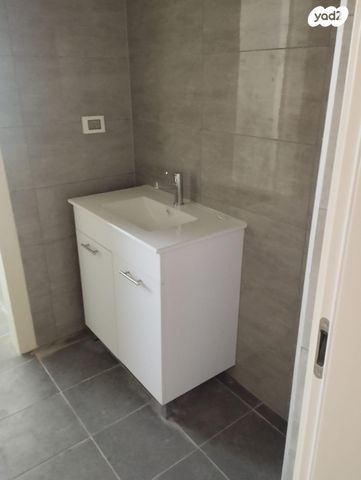 דירת גן, חיים ויצמן 18, מורשת, מודיעין מכבים רעות