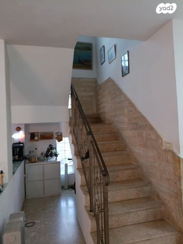 בית פרטי/ קוטג', מצדה 12, נאות המכבים, גן יבנה