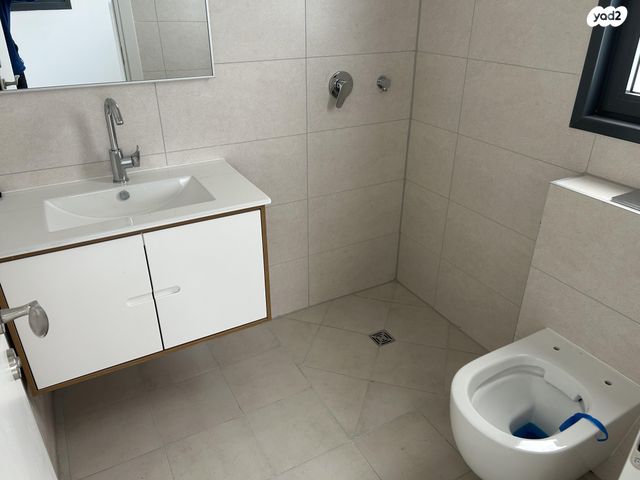 דירה, הגפן 1, כרמי הנדיב, אחוזת רוטנר, קרית מלאכי