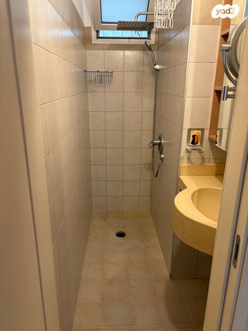 דירה, ליפסקי 21, הצפון החדש - כיכר המדינה, תל אביב יפו