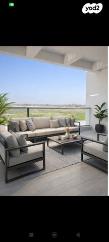 דירה, אורן 11, בת חפר, בת חפר