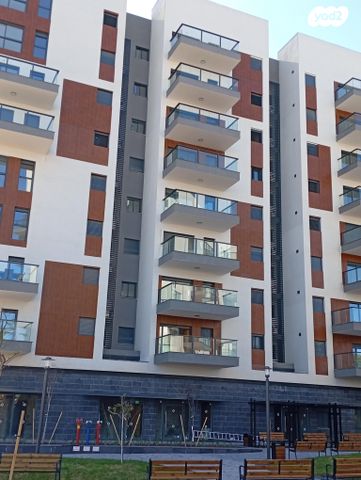 שדרות בגין 28