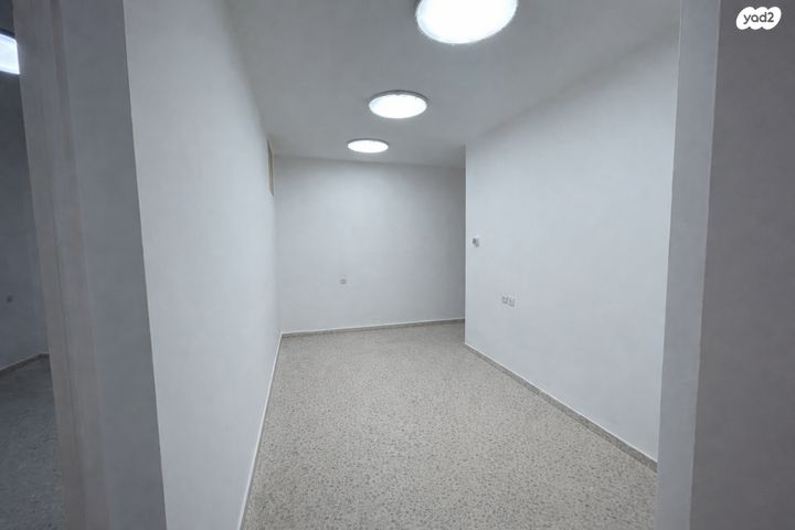 זכרון יעקב 5