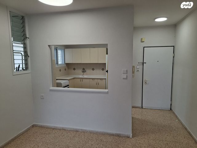 דירה, משה איכילוב 6, צפון מערב מרכז העיר, נתניה