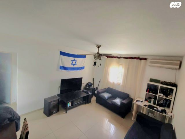 דירה, רחבת הרא"ש 17, שכונה י"א, באר שבע